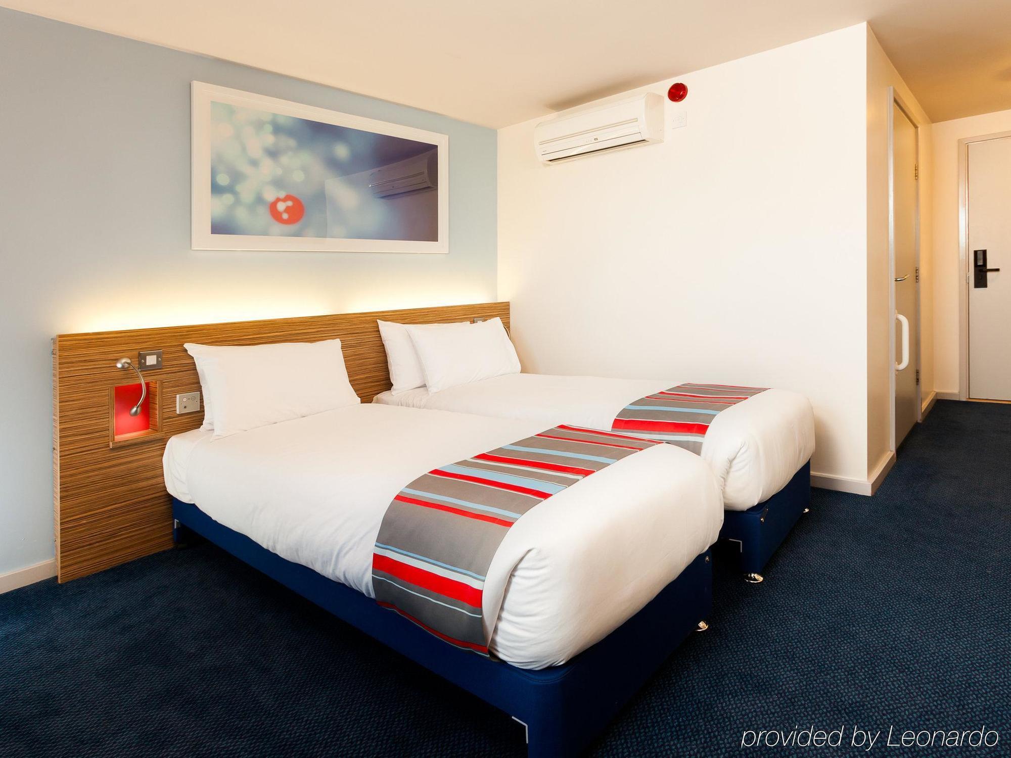 Travelodge Cameron Toll Hotel 에든버러 외부 사진